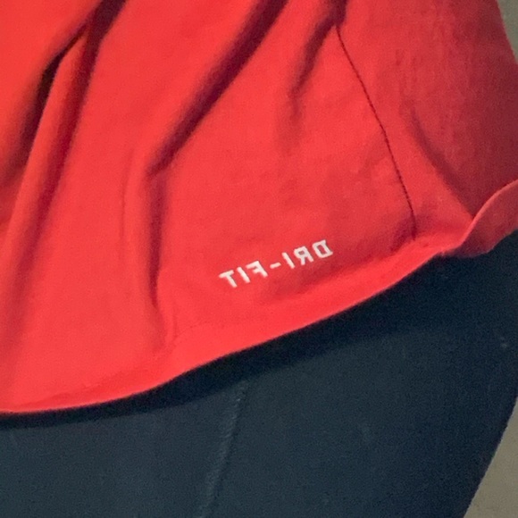 nike tee - Picture 3 of 4